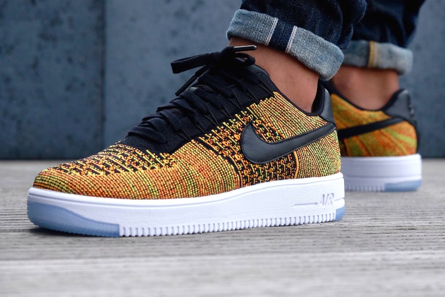 nike flyknit blanche