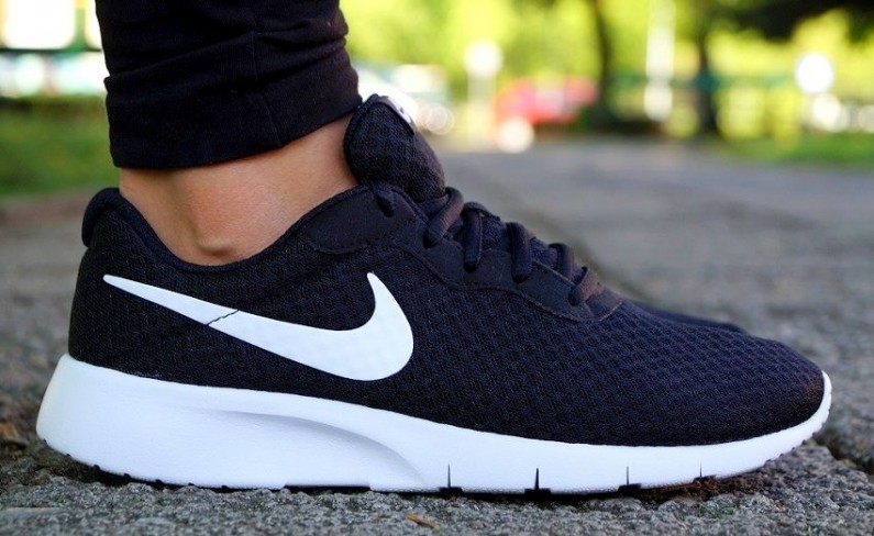 chaussure homme nike tanjun chaussure homme nike tanjun